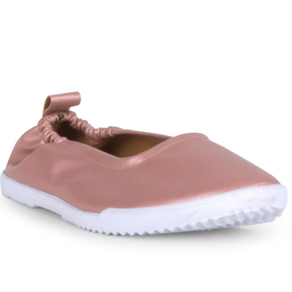 NWT DANSKIN Women's Relax Scrunch Back Flats Memory Foam